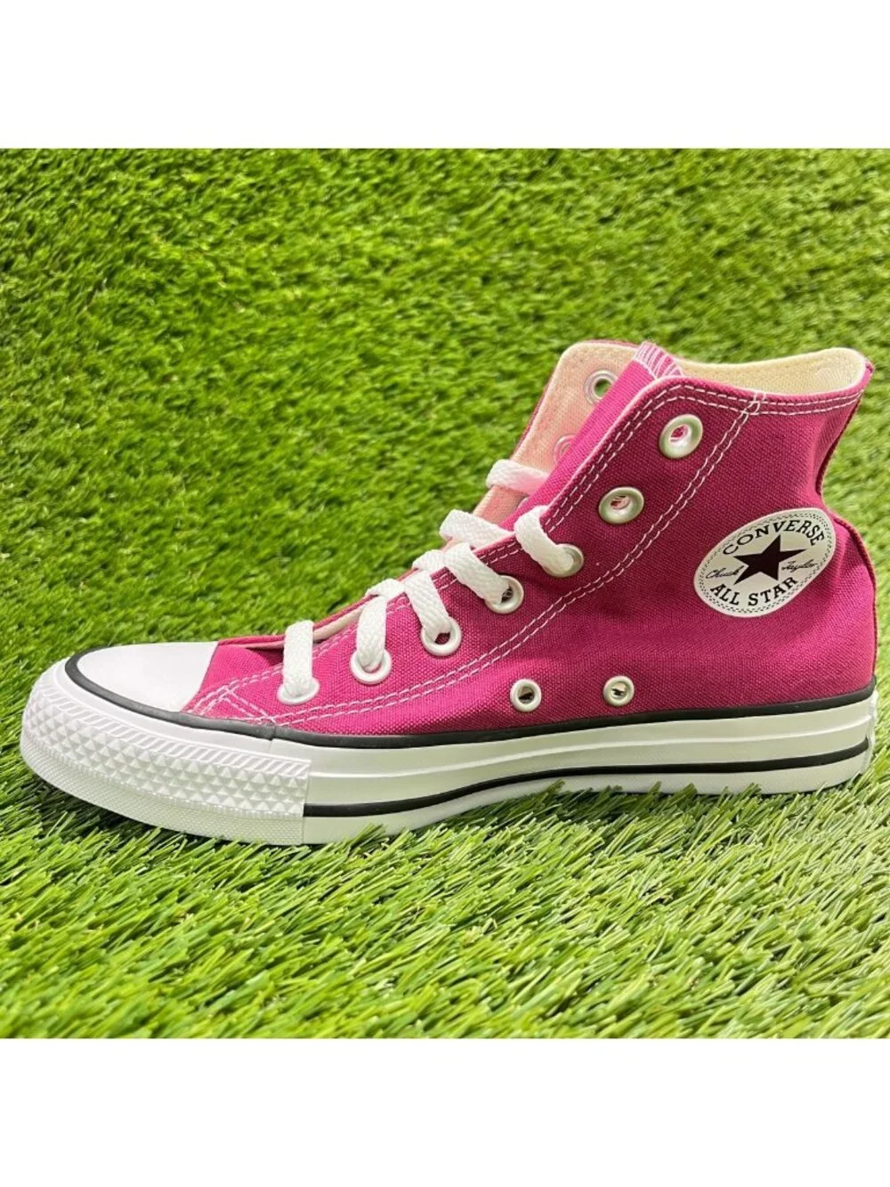 Converse Chuck Taylor All Star High Womens Size 5.5 Berry Casual Shoes Sneakers